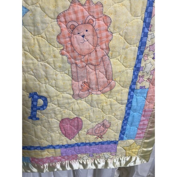 Vintage Baby Animals Yellow Baby Quilt with Satin Trim - Picture 4 of 6